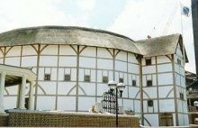 Shakespeare's Globe newly rebuilt close to the original on the banks of the Thames Image of new Shakespeare's Globe